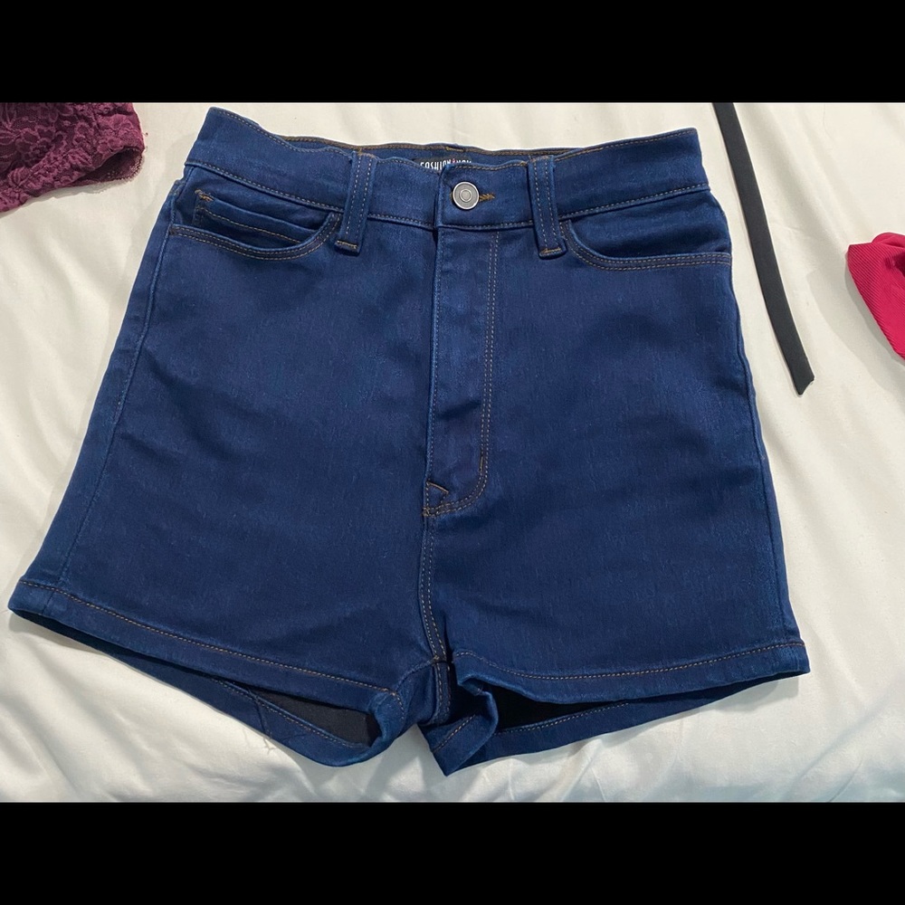 Fashion nova short